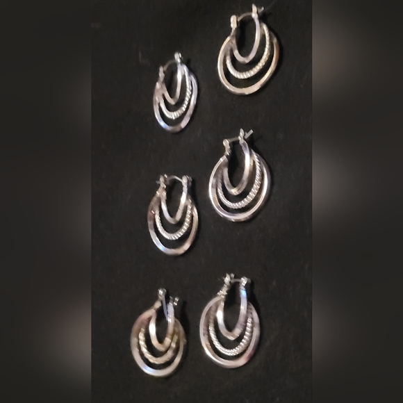 Triple loop Layered Silver plated Earrings for women - Picture 6 of 7